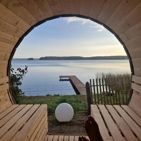 Βίλα Lustro Wody Osiek (Pomerania)